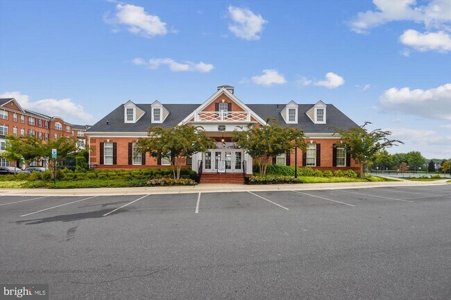 Building Photo - 23265 Milltown Knoll Square