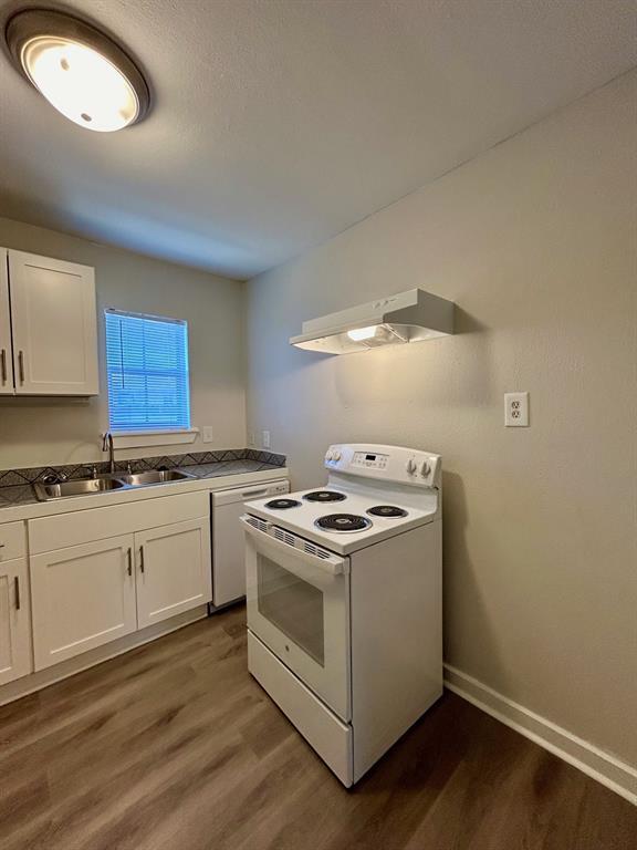 Building Photo - 3629 N MacGregor Way
