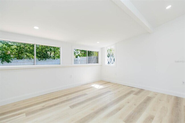 Building Photo - 9445 Cardy St