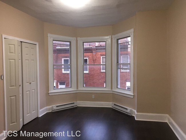 Building Photo - 3 br, 1.5 bath House - 1948 E Monmouth Street