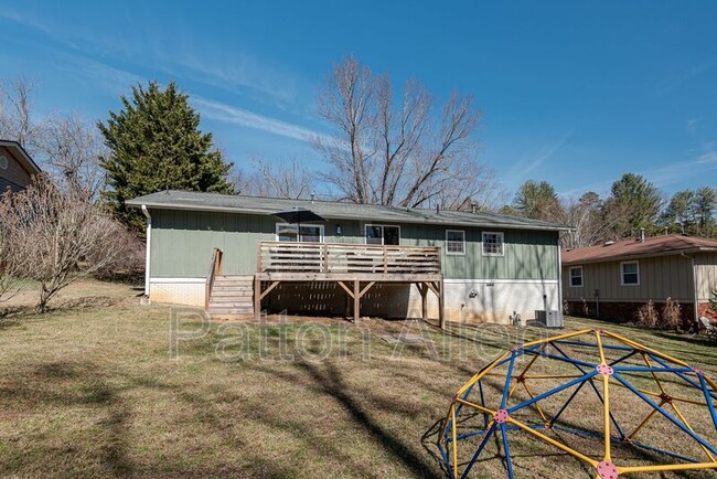 Building Photo - 7 Brookcliff Dr