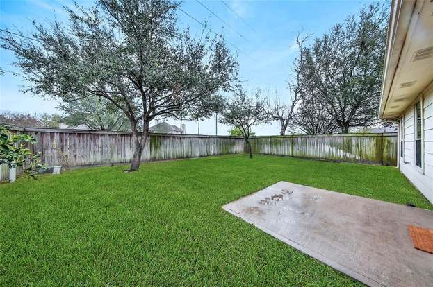 Building Photo - 9934 Goldenglade Dr