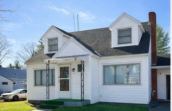 Building Photo - 711 NE 2nd St