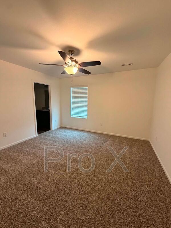 Building Photo - 211 S Galena Ave