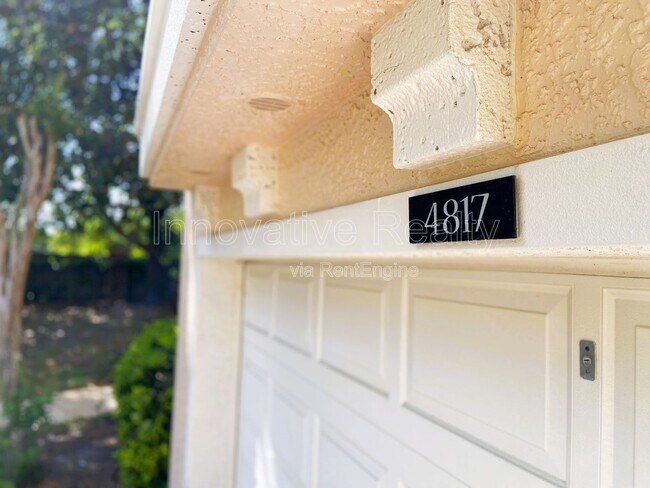 Building Photo - 4817 San Marino Cir