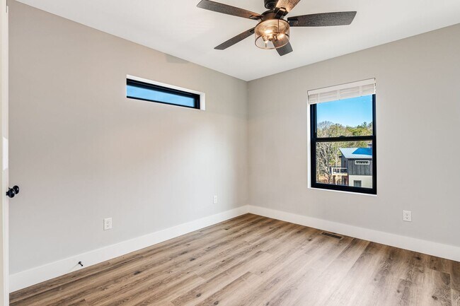 Building Photo - Newly-Built & Energy-Star Certified 3-Bedroom in Swannanoa