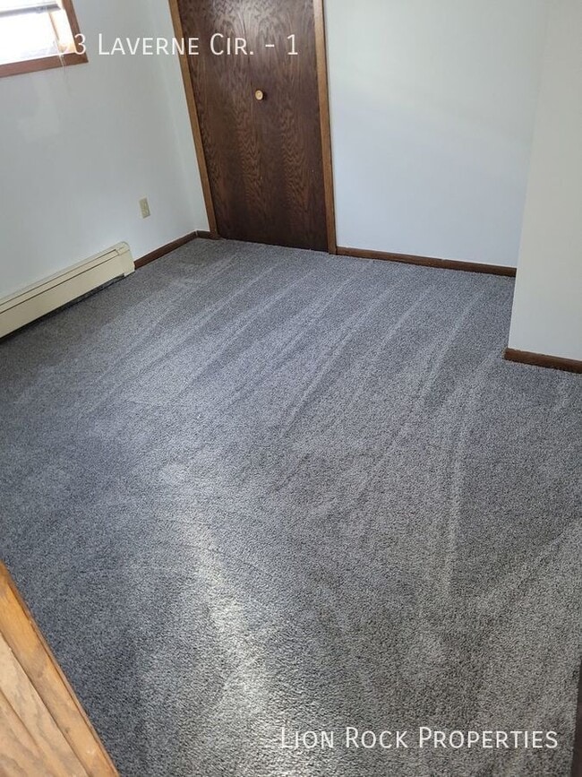 Building Photo - 5793 Laverne Cir N