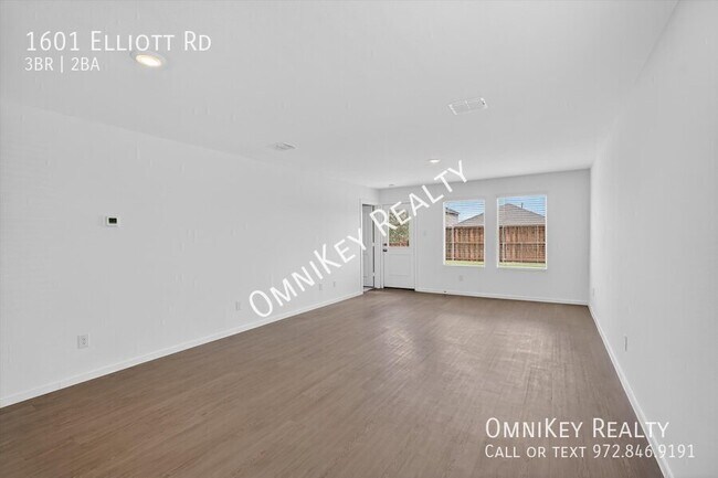 Building Photo - 1601 Elliott Rd