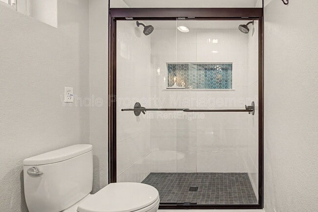 Building Photo - 2646 S Cherokee St