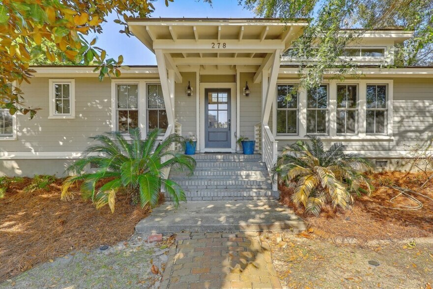 Building Photo - 278 Palm St