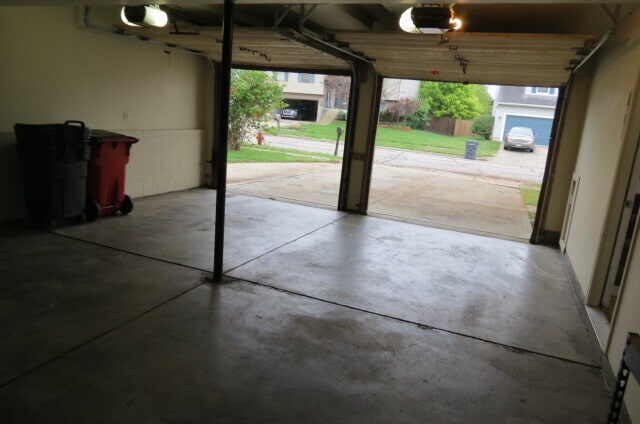 Building Photo - 35 Ashton Dr