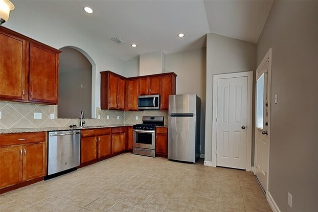 Building Photo - 5222 Westwood Pines Dr