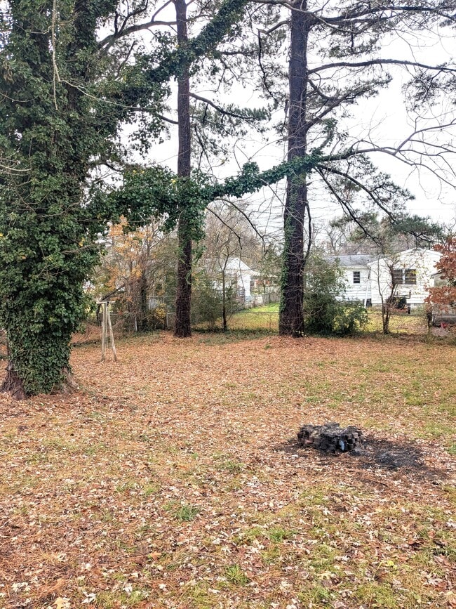 Building Photo - 7405 Wickham Ave