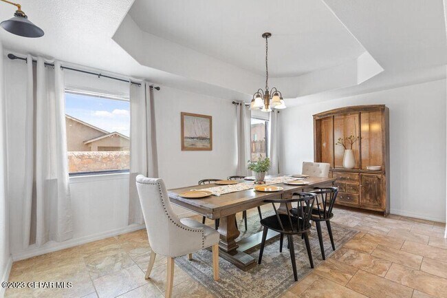 Building Photo - 14536 Shady River