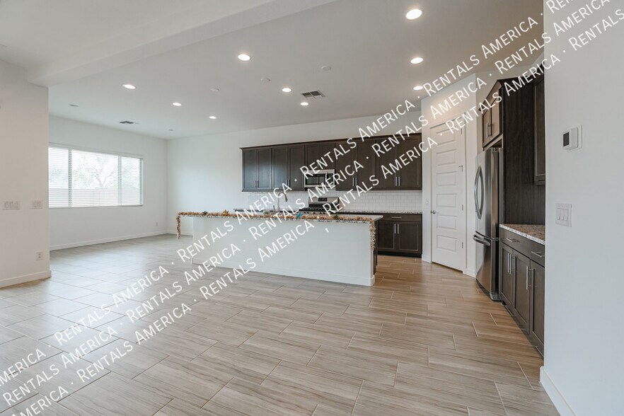 Building Photo - 24423 N 163rd Dr