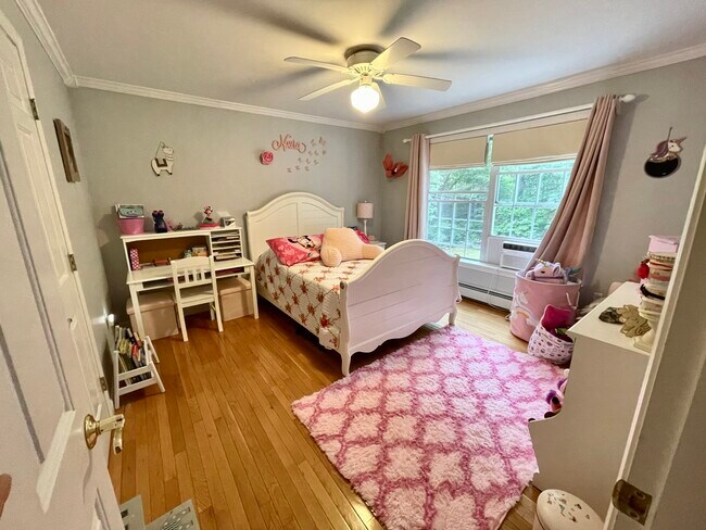 Building Photo - 125 Ridgeview Dr