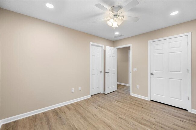 Building Photo - 5705 Cannonero Dr