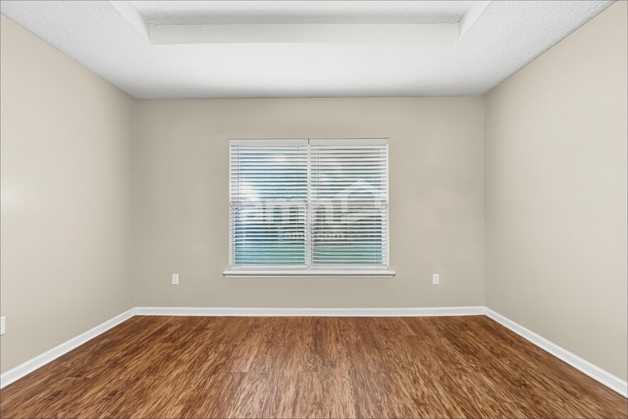 Building Photo - 86021 Aladdins Way