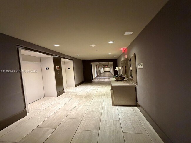 Building Photo - 5252 NW 85th Ave