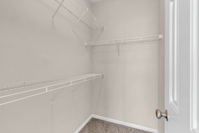 Building Photo - 3 Bedroom 2.5 Bathroom Townhome in Cypress Point - Richmond Hill