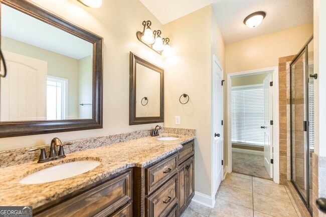 Building Photo - 203 Norfolk Cir