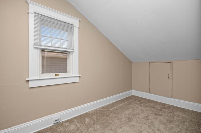 Building Photo - 437 Connecticut Ave