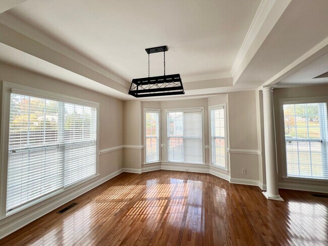 Building Photo - Four bedroom, 3.5 bath house in Elon!  Mus...