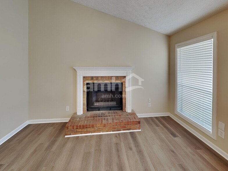 Building Photo - 1222 Cabots Ln
