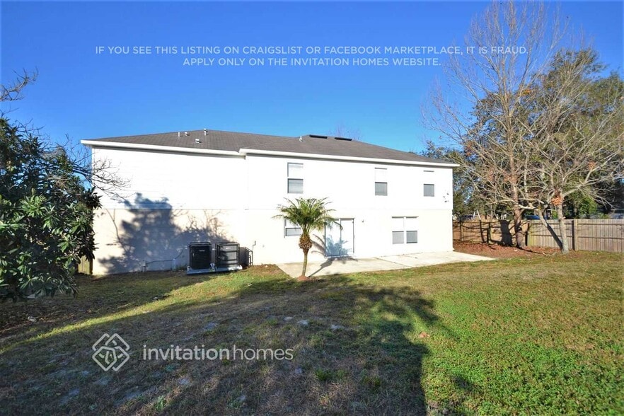 Building Photo - 1370 San Carlos Ave