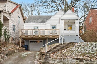 Building Photo - Recently Updated 3 Bedroom Cape Cod Home In Brookline.  Available Immediately.