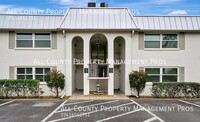 Building Photo - 5800 Hollywood Blvd