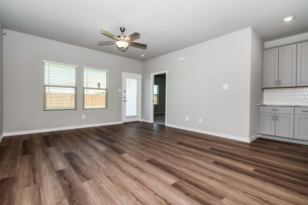 Building Photo - 845 Wisteria Ln