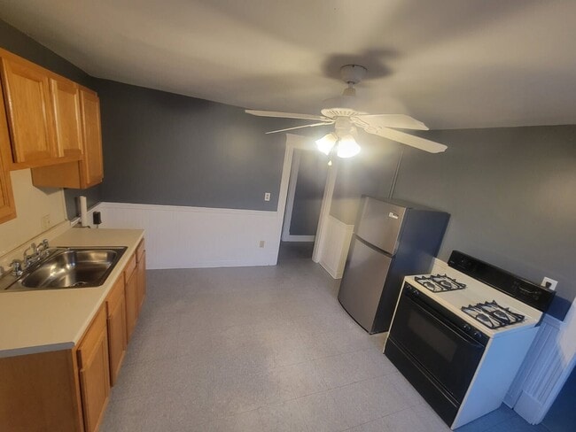 Building Photo - 155 Congress Ave