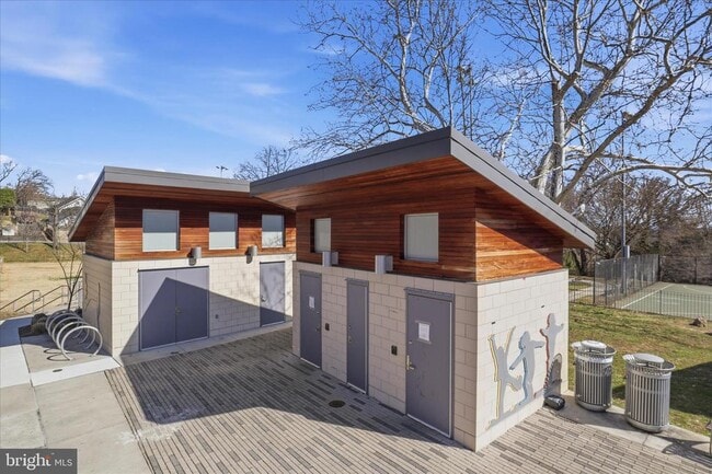 Building Photo - 5015 22nd St N