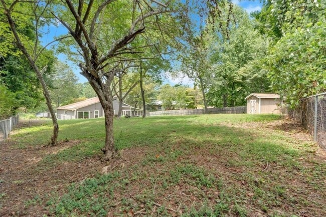 Building Photo - 4740 Jamerson Forest Pkwy