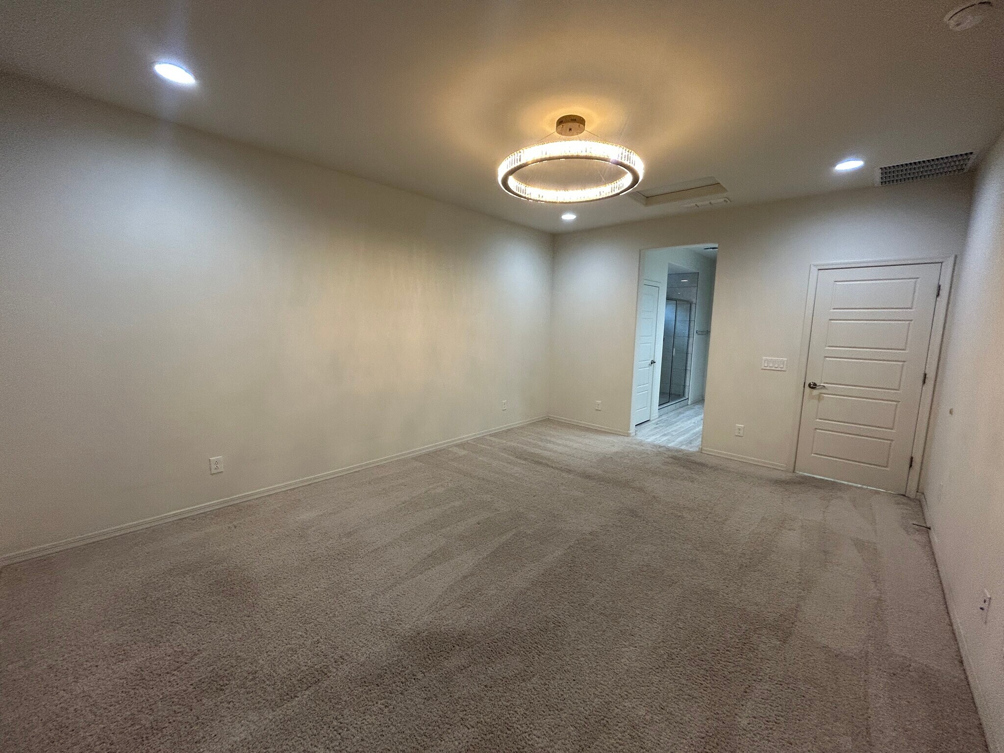 Building Photo - 8909 W Missouri Ave