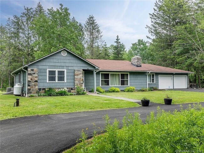 Building Photo - 23 Cornwall Rd