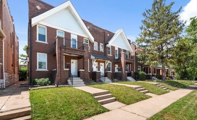 Building Photo - 3850 De Tonty St