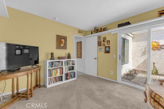 Building Photo - 44129 Elba Ct