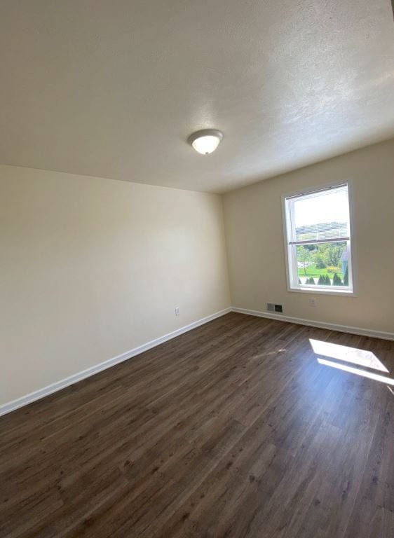 Building Photo - 204 Betsinger Rd