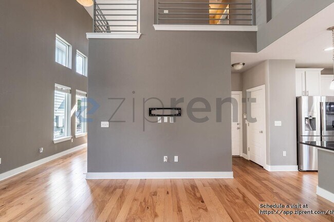 Building Photo - 5910 Swayden Ln