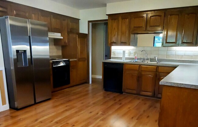 Building Photo - 5532 E 61st Pl