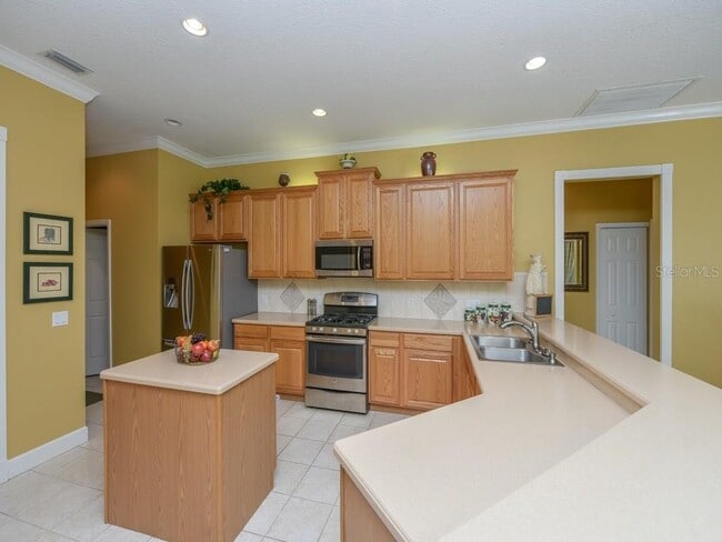 Building Photo - 7104 Switchgrass Trail