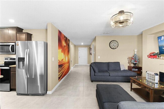 Building Photo - 5501 Jamboree Dr