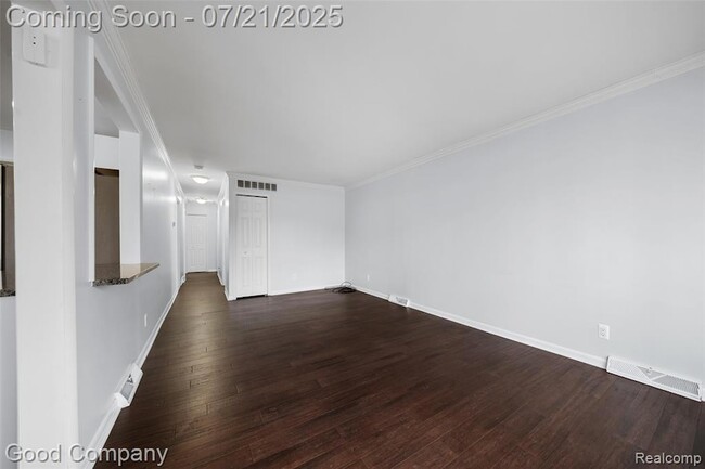 Building Photo - 3826 Kent Rd