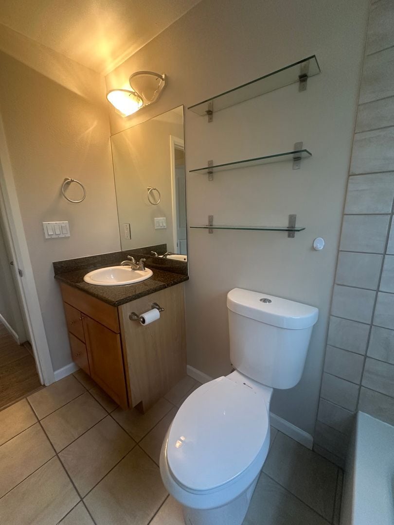 Building Photo - 3636 Evanston Ave N