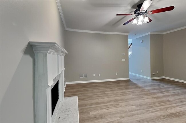 Building Photo - 3174 Vickery Dr NE