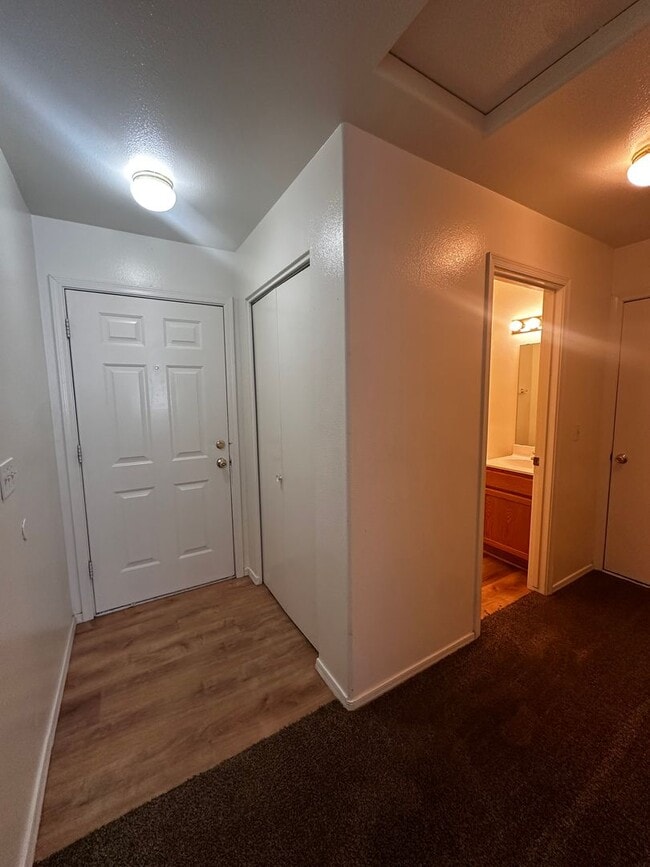 Building Photo - 3329 Armour Ln