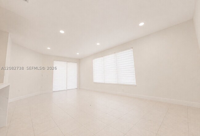 Building Photo - 14303 SW 159th Pl