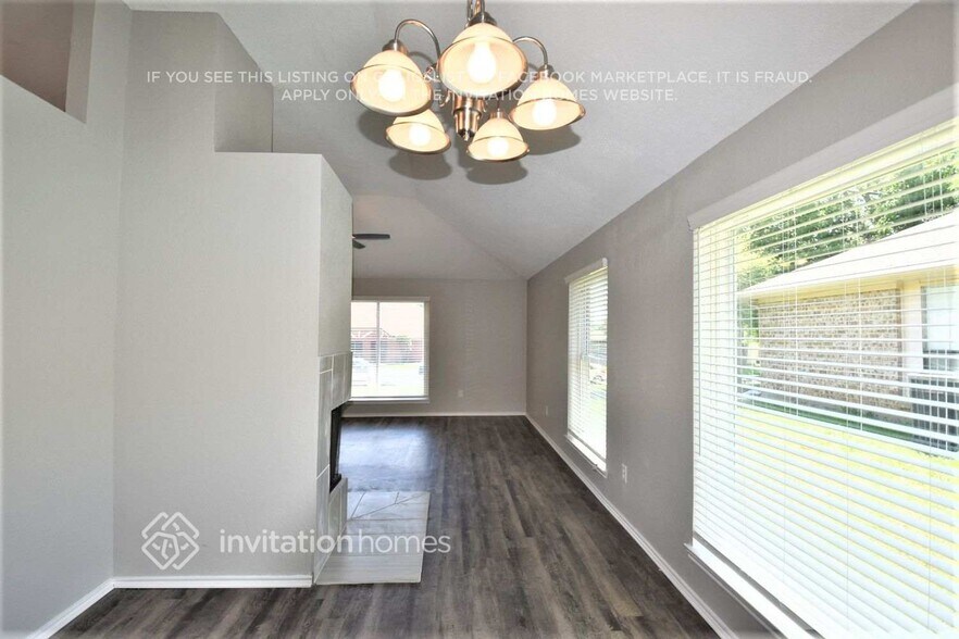 Building Photo - 1517 Autumn Breeze Ln
